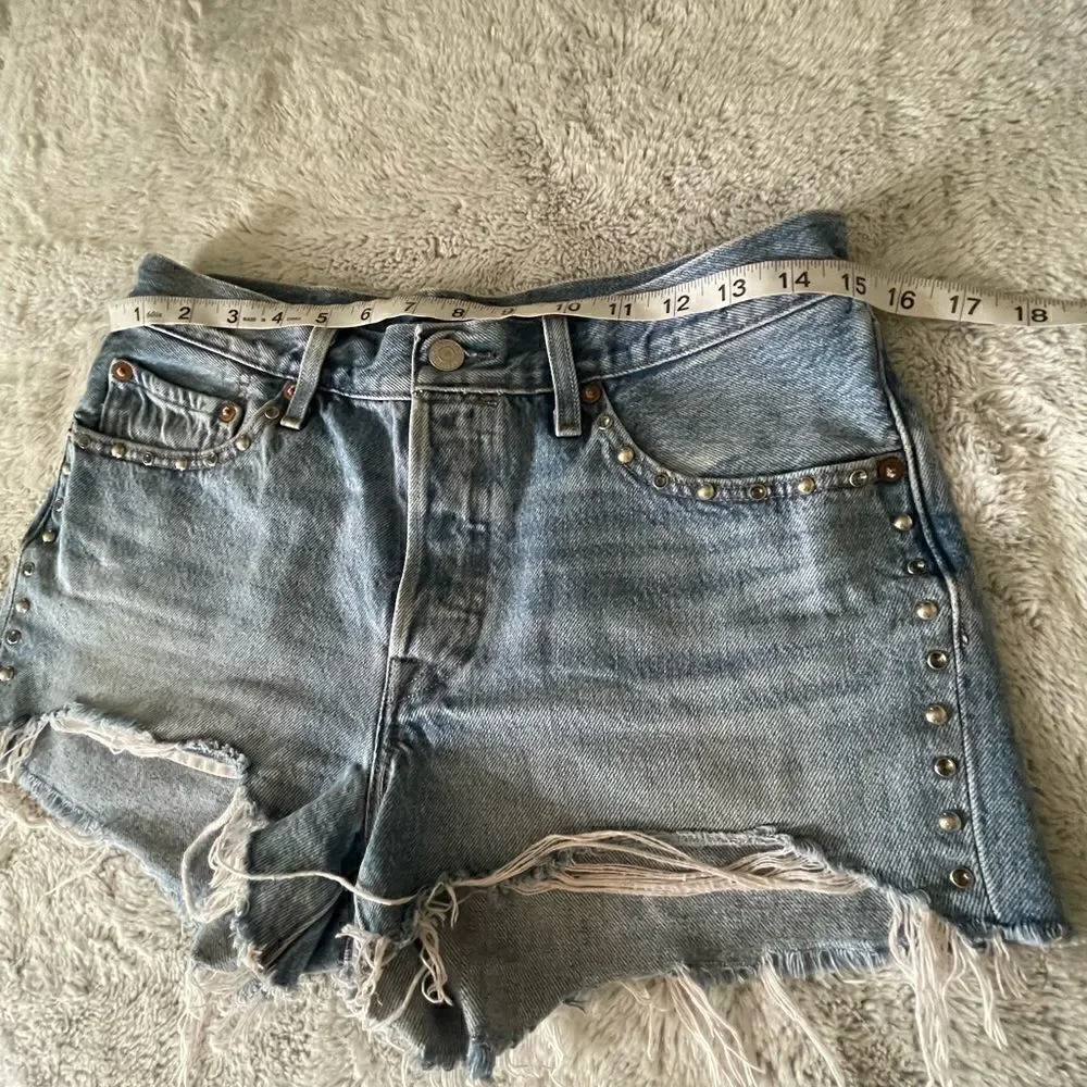Levi’s 501 studded mini shorts size W28